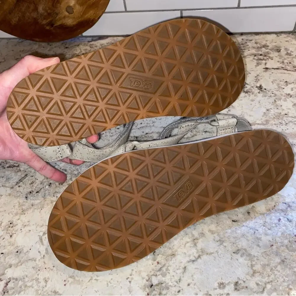 TEVA Womens $116 Leather Sanborn Universal Star Open Toe Sandal Gray Taupe sz 9